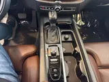 2018 Volvo XC60 photo 16