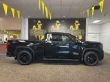 2025 GMC Sierra 1500 photo 1