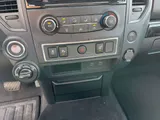 2024 Nissan Titan photo 30