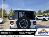 2023 Jeep Wrangler photo 6