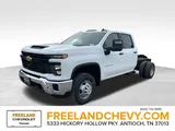 2026 Chevrolet Silverado 3500HD CC photo 7