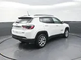 2023 Jeep Compass photo 8