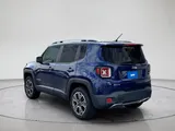 2017 Jeep Renegade photo 5