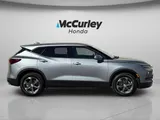 2025 Chevrolet Blazer photo 2
