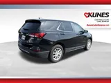 2024 Chevrolet Equinox photo 5