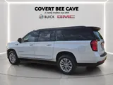 2022 GMC Yukon XL photo 5