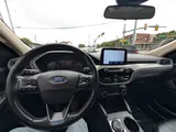 2020 Ford Escape photo 21