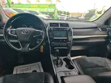 2017 Toyota Camry photo 19