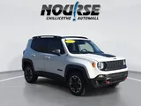 2017 Jeep Renegade photo 2