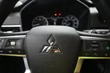 2024 Mitsubishi Outlander photo 18