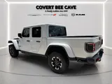 2026 Jeep Gladiator photo 12