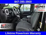 2025 Jeep Wrangler photo 22