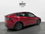 2026 Tesla Model Y photo 8