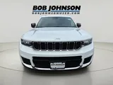 2023 Jeep Grand Cherokee L photo 3