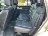 2017 Ford Expedition photo 10