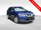 2017 Nissan Rogue photo 1