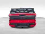 2026 Nissan Frontier photo 6
