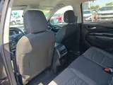 2023 Chevrolet Equinox photo 18