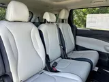 2026 Kia Carnival photo 24