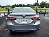 2019 Toyota Camry photo 6