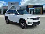 2024 Jeep Grand Cherokee photo 1