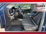 2026 GMC Sierra 1500 photo 13