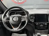 2019 Jeep Grand Cherokee photo 25