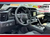 2026 GMC Sierra 2500HD photo 36