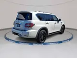 2017 Nissan Armada photo 3