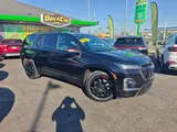 2023 Chevrolet Traverse photo 2