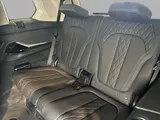 2025 BMW X7 photo 19