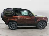 2026 Land Rover Defender photo 6