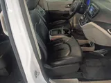 2020 Chrysler Voyager photo 31