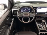 2025 GMC Canyon photo 22