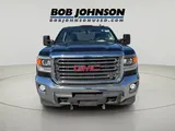 2017 GMC Sierra 2500HD photo 2
