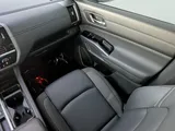 2025 Nissan Pathfinder photo 21