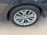 2013 Ford Taurus photo 12