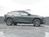 2025 Chevrolet Trax photo 44