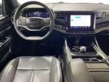 2024 Jeep Wagoneer photo 10