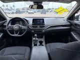 2025 Nissan Altima photo 13