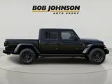 2027 Jeep Gladiator photo 8
