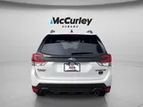 2024 Subaru Forester photo 4