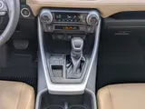 2025 Toyota RAV4 photo 19