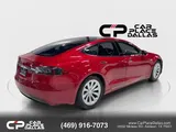 2016 Tesla Model S photo 10