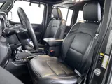 2021 Jeep Wrangler photo 13