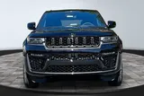 2027 Jeep Grand Cherokee photo 2