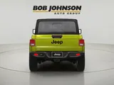2023 Jeep Gladiator photo 10