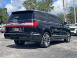 2019 Lincoln Navigator L photo 14