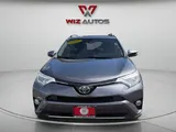 2017 Toyota RAV4 photo 8