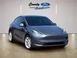 2023 Tesla Model Y photo 2